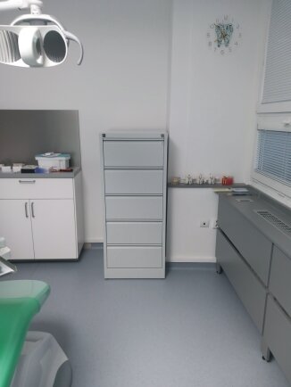 kovová kartotéka na zdravotní karty A5